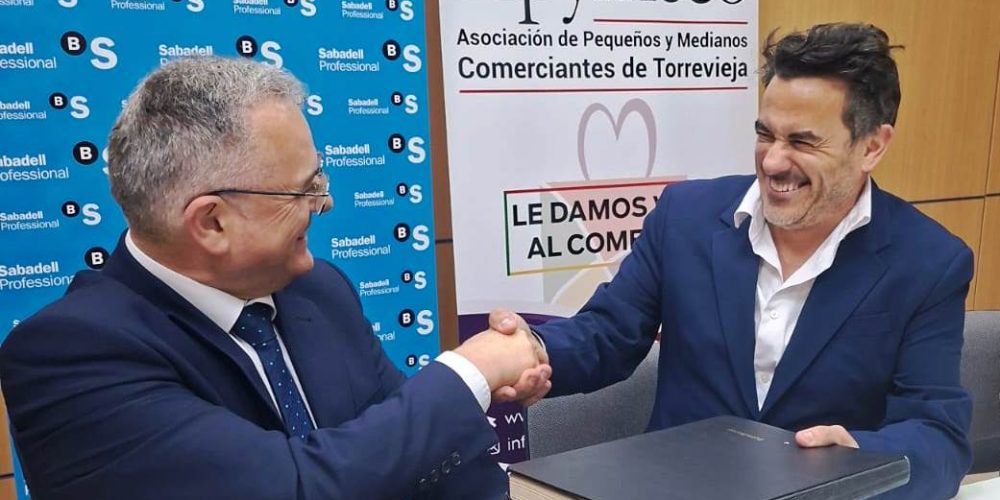 APYMECO y Banco Sabadell  firman un acuerdo para impulsar el comercio local de Torrevieja